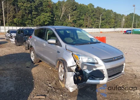2016 Ford Escape Se z USA, uszkodzony, nr VIN 1FMCU0G76GUC50488